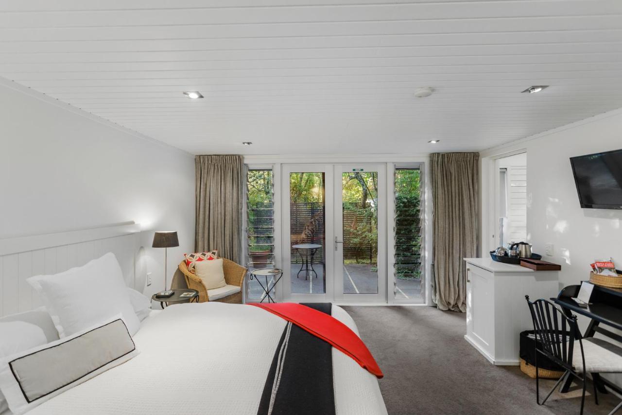Acacia Cliffs Lodge Taupo Bagian luar foto
