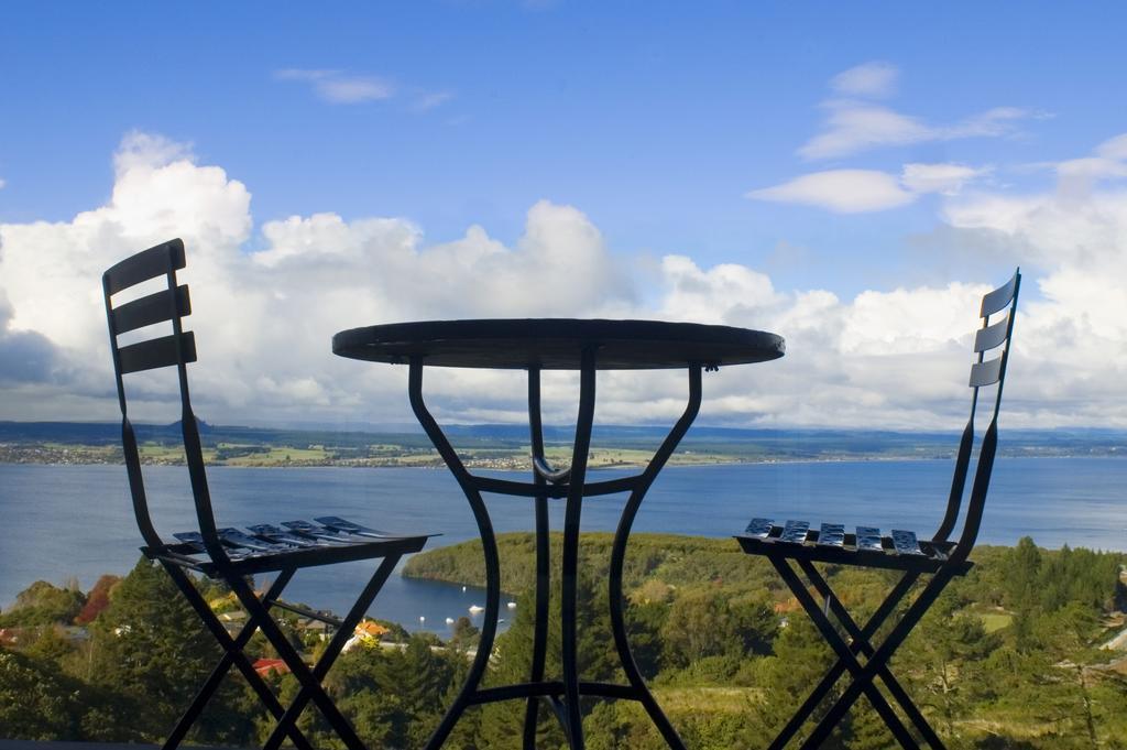 Acacia Cliffs Lodge Taupo Bagian luar foto