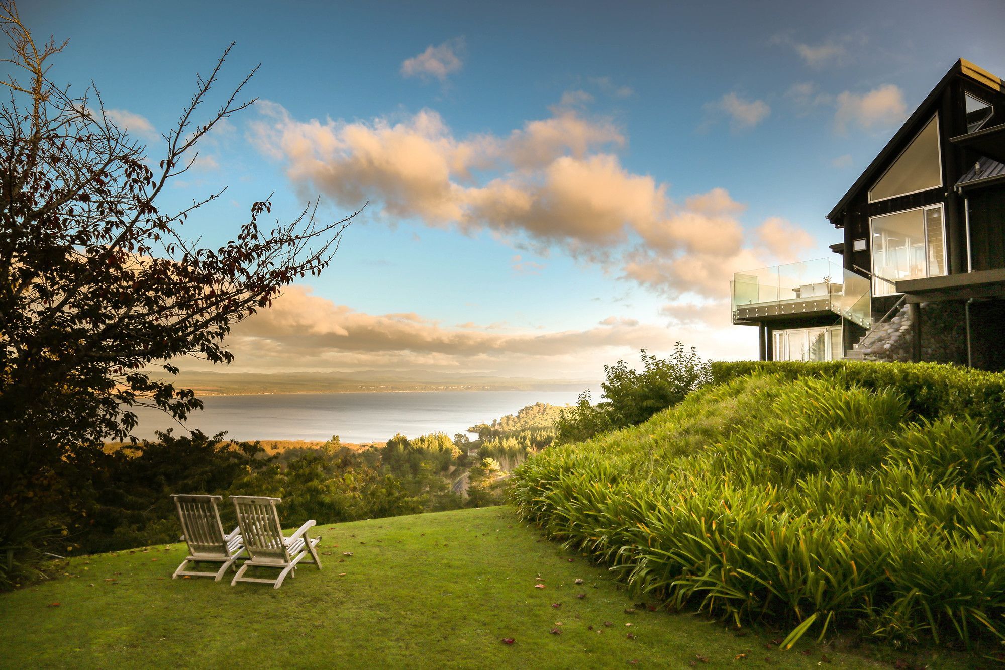 Acacia Cliffs Lodge Taupo Bagian luar foto
