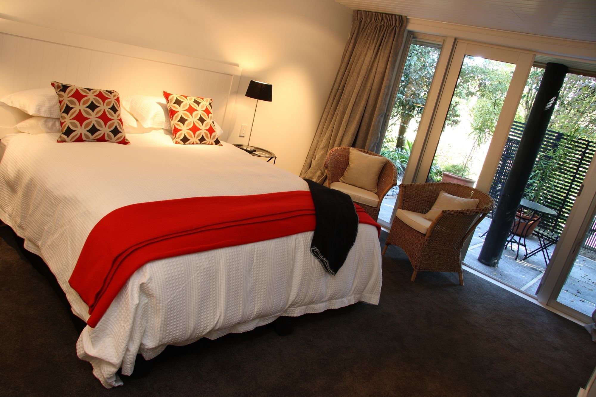 Acacia Cliffs Lodge Taupo Bagian luar foto